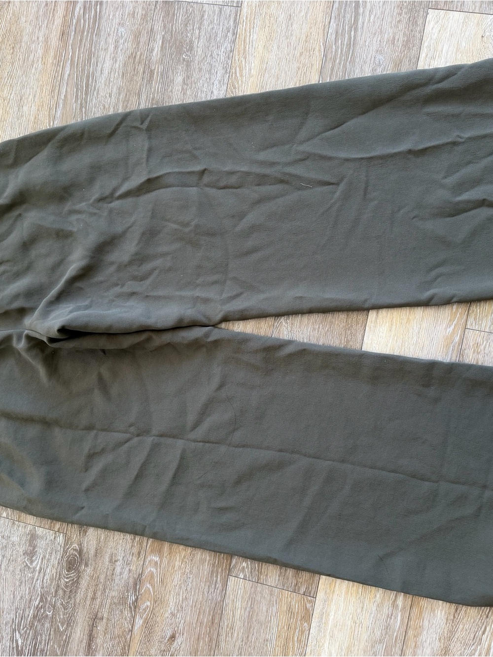 Aritzia olive green lodge pants - medium